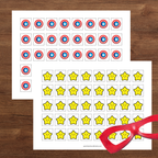 Ensemble du tableau de récompense thème super héros comprenant le tableau, les pastilles de récompense et les vignettes d'objectifs à découper pour motiver les enfants au quotidien.